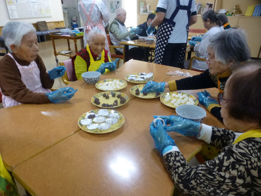 ぼた餅作り